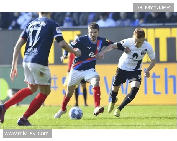 菲尔特与达姆施塔的激烈对决谁能在这场较量中笑到最后