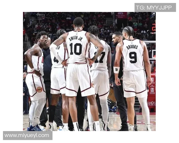 2017年火箭队与快船队精彩对决全场录像回放分析与精彩瞬间重温 2017年火箭队与快船队精彩对决全场录像回放分析与精彩瞬间重温