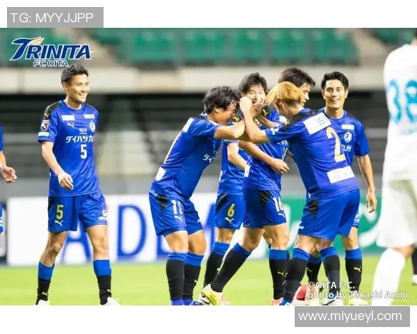 大分三神迎战神户胜利全力争胜展现球队实力与斗志 大分三神迎战神户胜利全力争胜展现球队实力与斗志