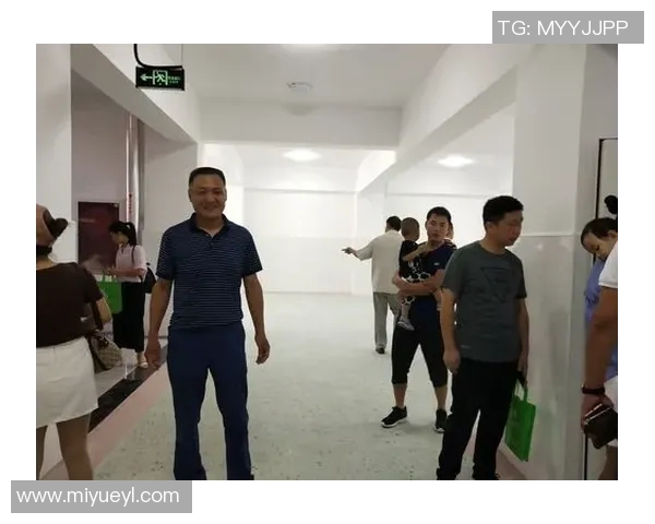 景菡一的成长之路与人生哲学探索:从梦想起航到现实追逐的心路历程 景菡一的成长之路与人生哲学探索:从梦想起航到现实追逐的心路历程