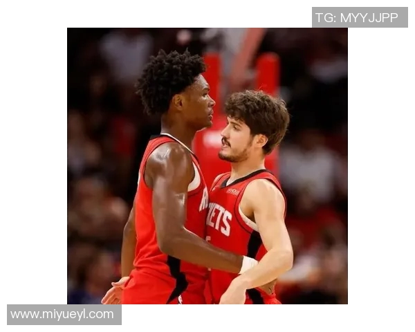 火箭队与鹈鹕队今日激战在即球迷期待精彩对决与精彩表现 火箭队与鹈鹕队今日激战在即球迷期待精彩对决与精彩表现