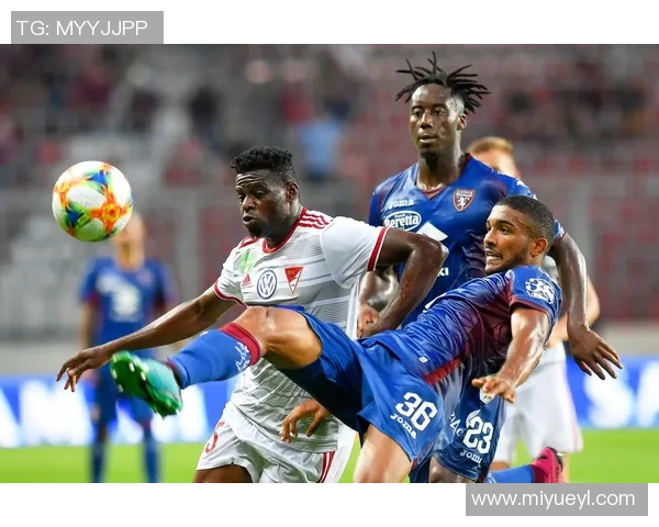 库克斯与德布勒森激战正酣谁能在这场较量中胜出