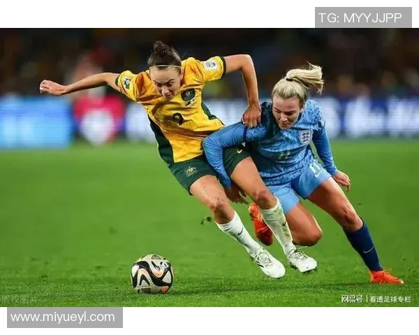 维斯科夫与皮尔森的精彩对决揭示了足球战术的魅力与团队合作的重要性