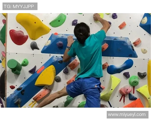 成都攀岩队的运营体系与攀岩战术的深度解析与实践探索MBA