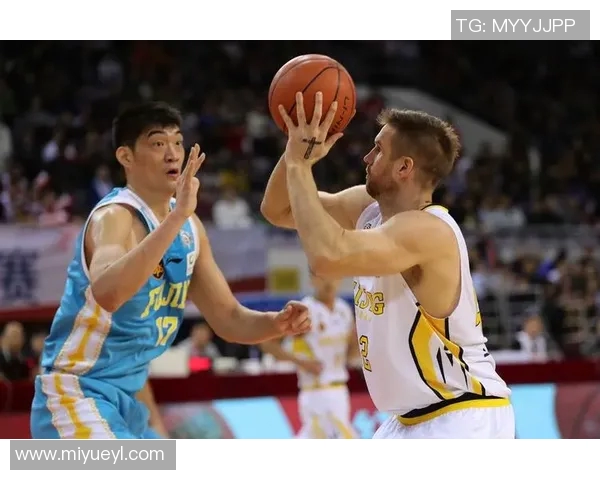 上汽集团与延边北国马布里激战正酣谁将赢得这场篮球盛宴 上汽集团与延边北国马布里激战正酣谁将赢得这场篮球盛宴