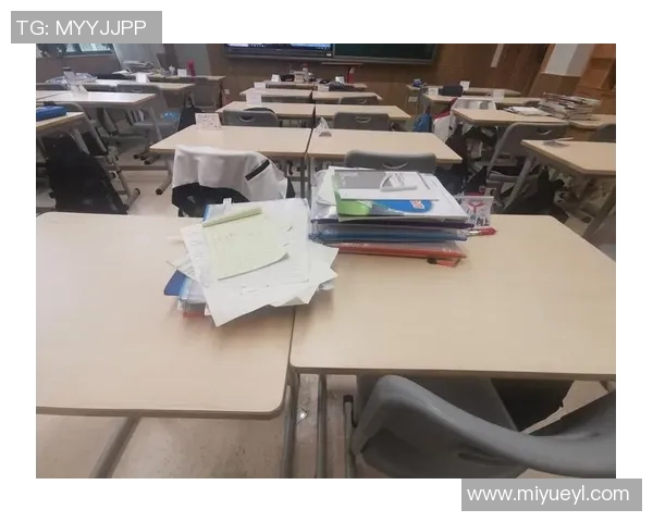 弗拉霍维奇的崛起与挑战:从新星到顶级前锋的奋斗之路 弗拉霍维奇的崛起与挑战:从新星到顶级前锋的奋斗之路