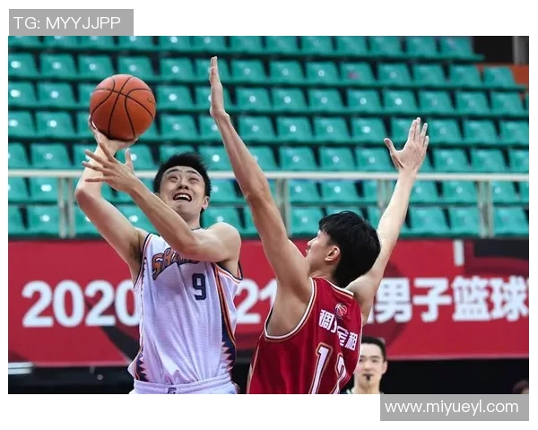 深入解析上海篮球队的比赛节奏与表现数据分析探讨